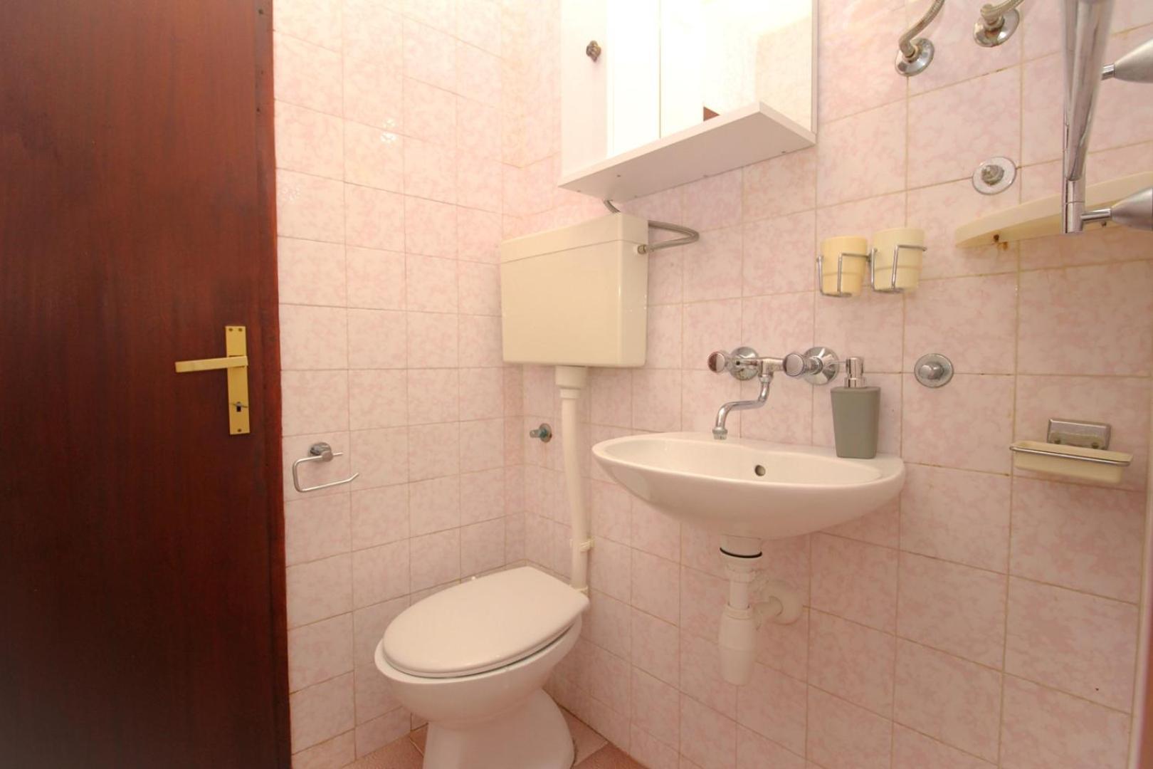 Apartments Teljega Baška Екстериор снимка