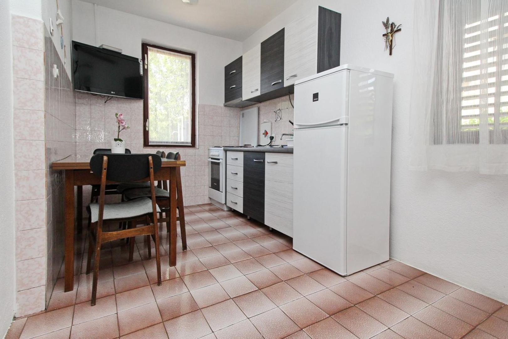 Apartments Teljega Baška Екстериор снимка