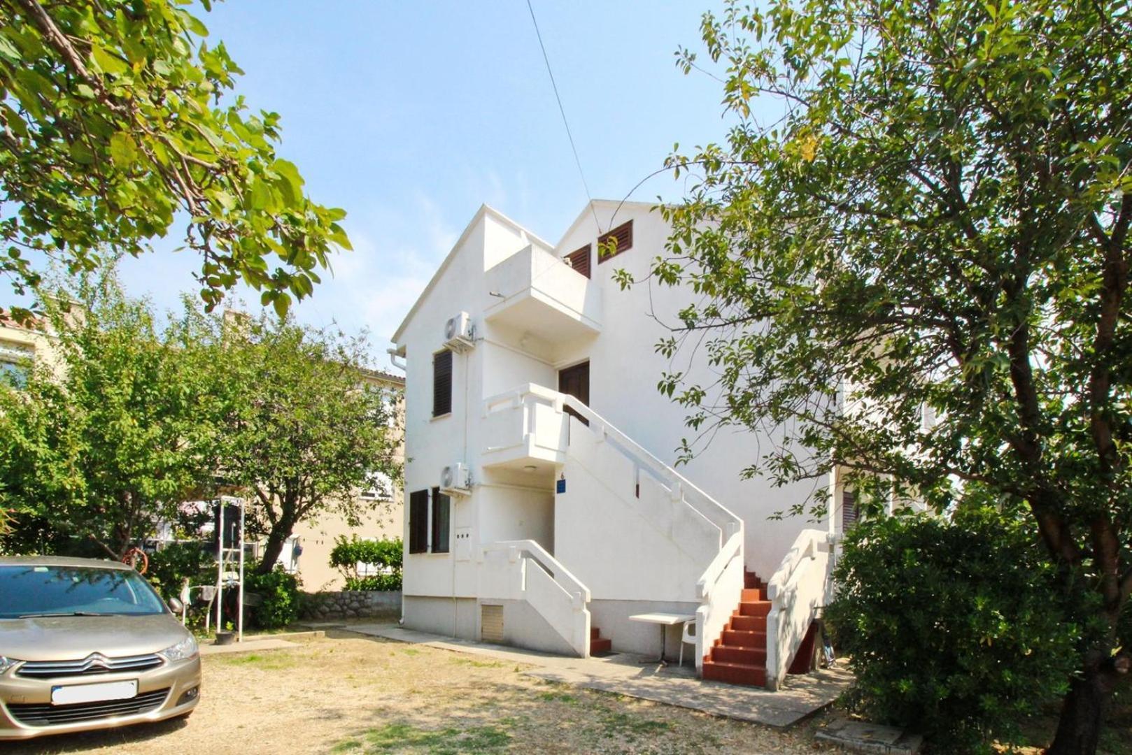 Apartments Teljega Baška Екстериор снимка
