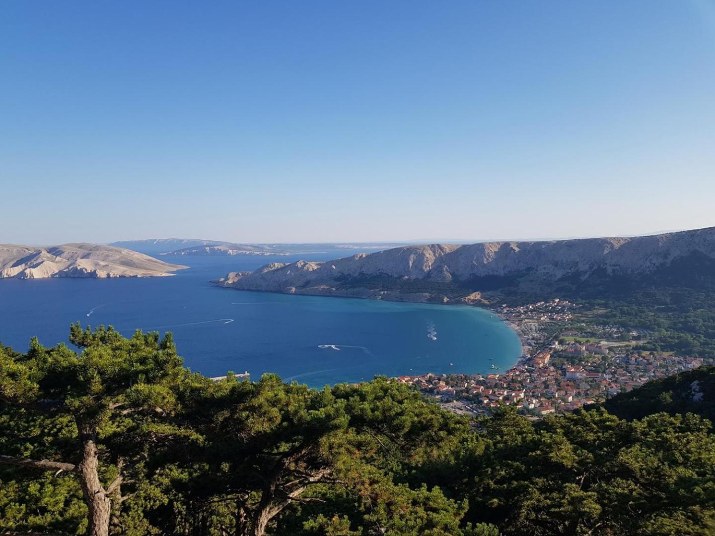 Apartments Teljega Baška Екстериор снимка
