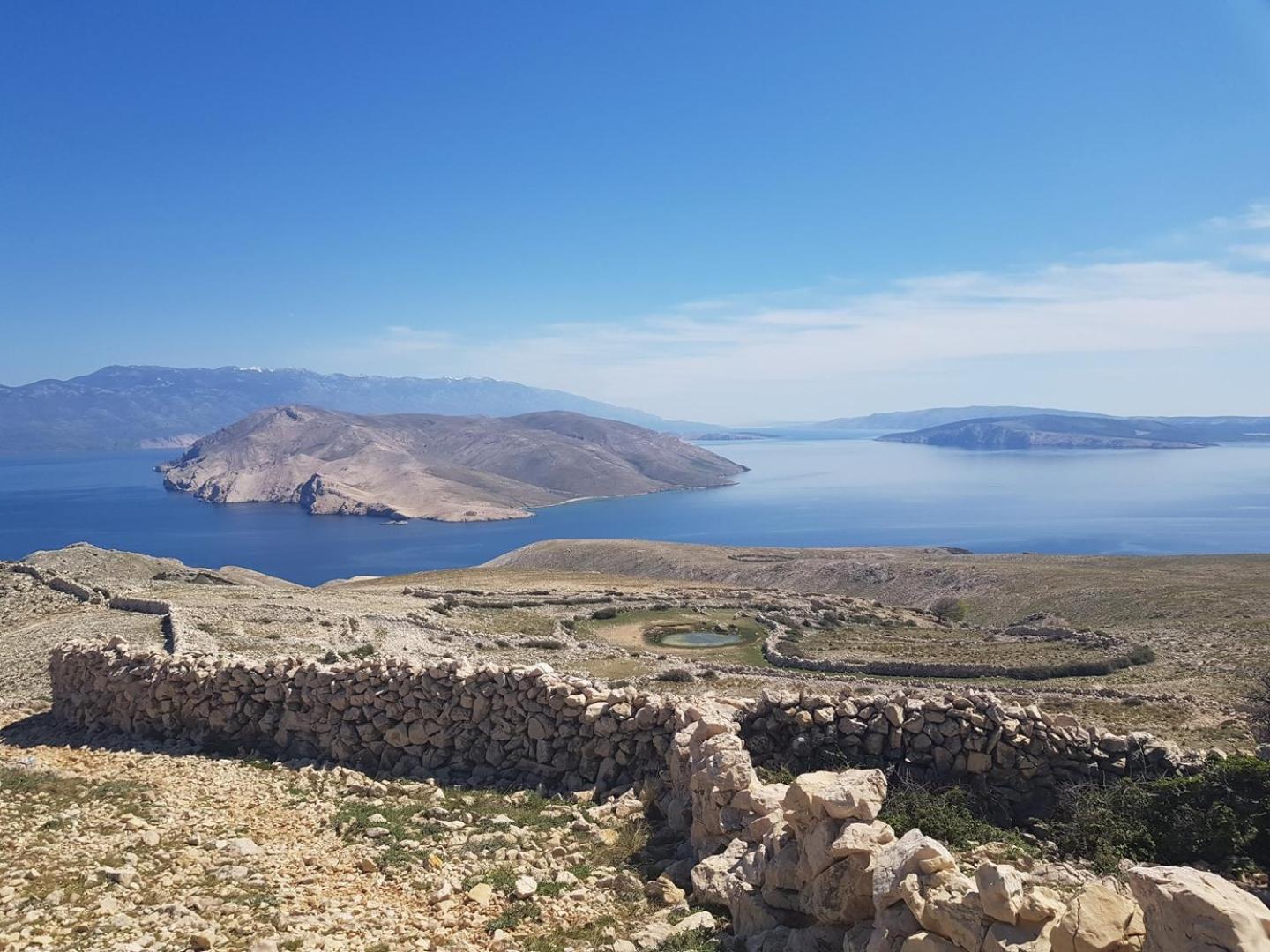 Apartments Teljega Baška Екстериор снимка